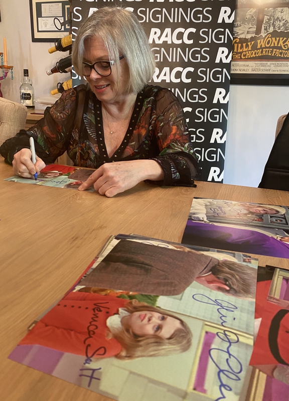 Julie Dawn Cole Signing Autographs for RACC Autograph Collector Framing History Julie Dawn Cole Signing Autograph for RACC Autograph Collector Framing History