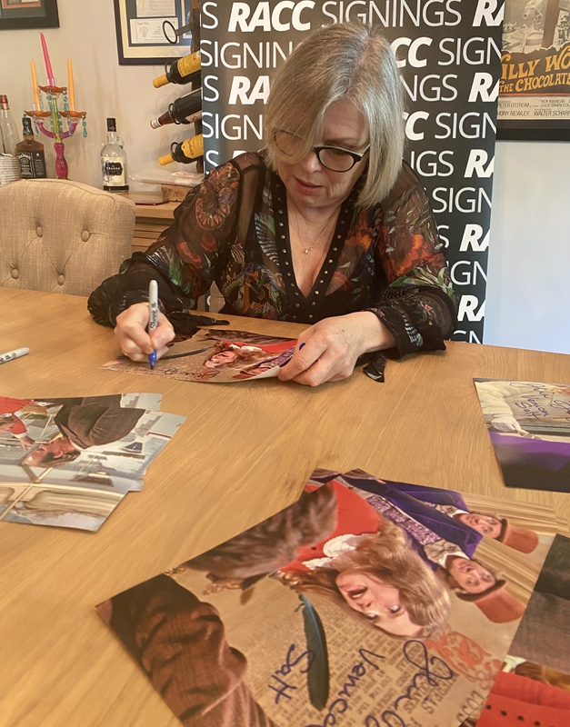 Julie Dawn Cole Signing Autographs for RACC Autograph Collector Framing History Julie Dawn Cole Signing Autograph for RACC Autograph Collector Framing History