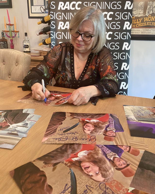 Julie Dawn Cole Signing Autographs for RACC Autograph Collector Framing History Julie Dawn Cole Signing Autograph for RACC Autograph Collector Framing History
