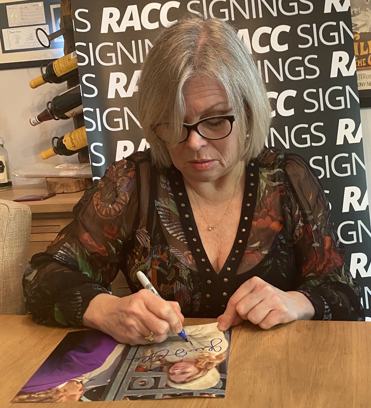 Julie Dawn Cole Signing Autographs for RACC Autograph Collector Framing History Julie Dawn Cole Signing Autograph for RACC Autograph Collector Framing History