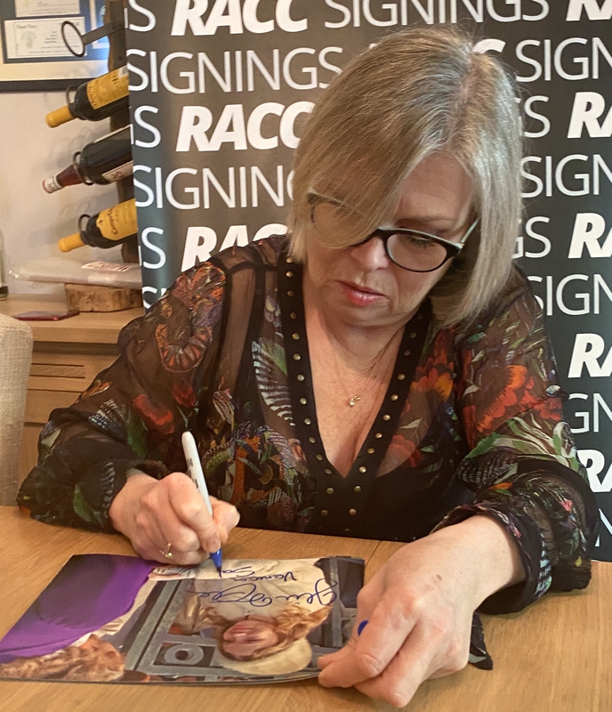 Julie Dawn Cole Signing Autographs for RACC Autograph Collector Framing History Julie Dawn Cole Signing Autograph for RACC Autograph Collector Framing History
