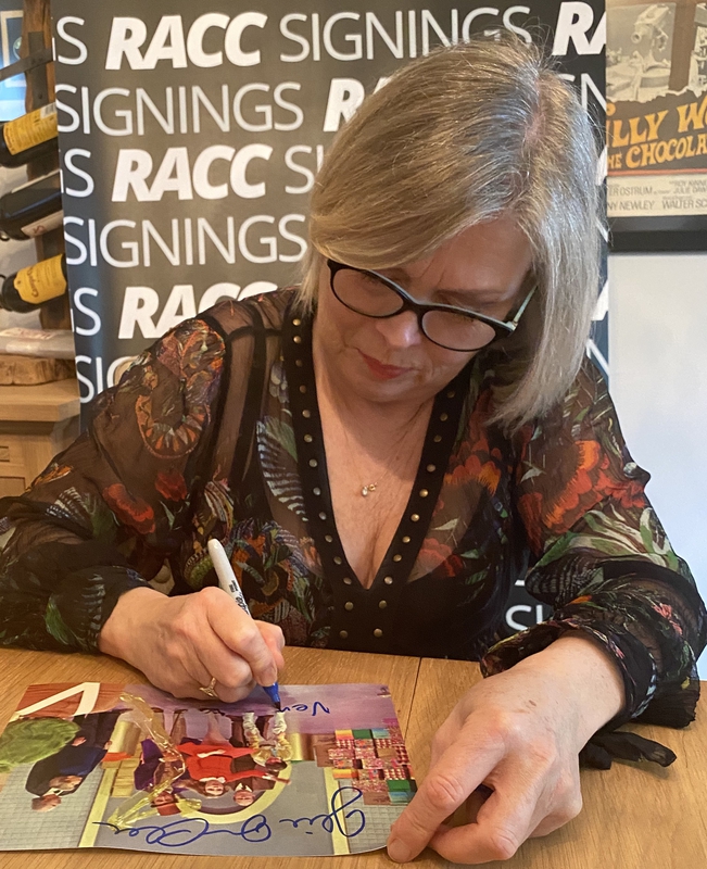 Julie Dawn Cole Signing Autographs for RACC Autograph Collector Framing History Julie Dawn Cole Signing Autograph for RACC Autograph Collector Framing History