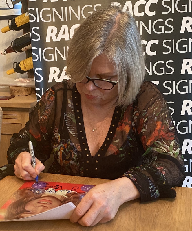 Julie Dawn Cole Signing Autographs for RACC Autograph Collector Framing History Julie Dawn Cole Signing Autograph for RACC Autograph Collector Framing History