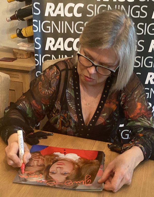 Julie Dawn Cole Signing Autographs for RACC Autograph Collector Framing History Julie Dawn Cole Signing Autograph for RACC Autograph Collector Framing History