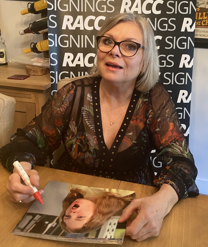 Julie Dawn Cole Signing Autographs for RACC Autograph Collector Framing History Julie Dawn Cole Signing Autograph for RACC Autograph Collector Framing History