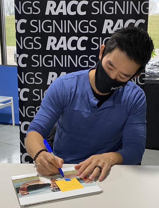 Mike Moh Signing Autographs for RACC Autograph Collector Framing History Mike Moh Signing Autograph for RACC Autograph Collector Framing History