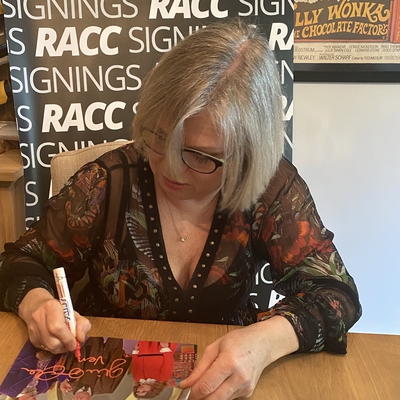 Julie Dawn Cole Biography - Real Autograph Collectors Club (RACC)