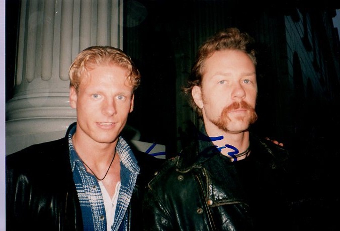 James Hetfield Photo with RACC Autograph Collector AV-Autographs