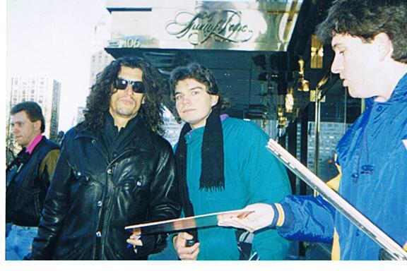 Joe Perry Photo with RACC Autograph Collector bpautographs