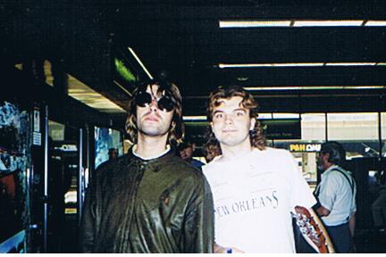 Liam Gallagher Photo with RACC Autograph Collector bpautographs Liam Gallagher Photo with RACC Autograph Collector bpautographs