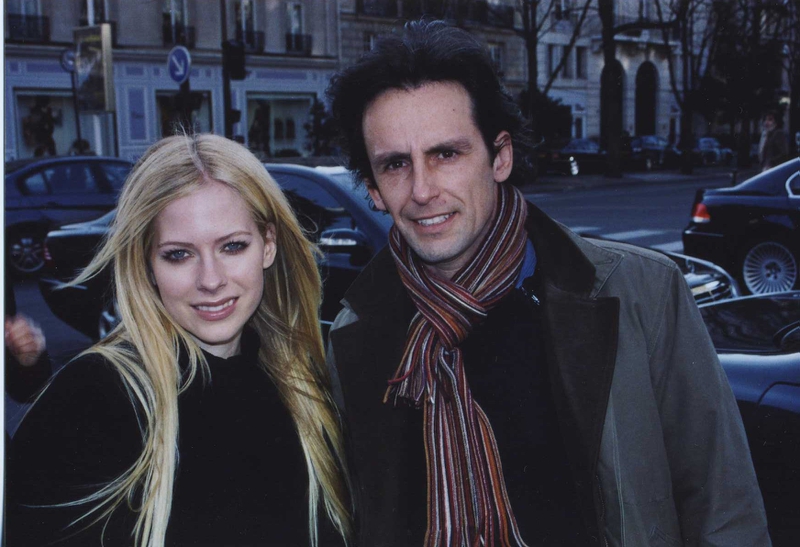 Avril Lavigne Photo with RACC Autograph Collector CB Autographs Avril Lavigne Photo with RACC Autograph Collector CB Autographs