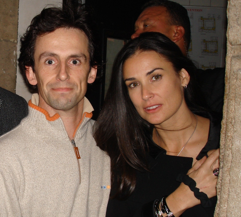 Demi Moore Photo with RACC Autograph Collector CB Autographs