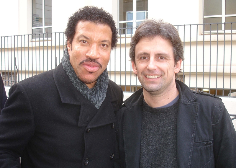 Lionel Richie Photo with RACC Autograph Collector CB Autographs