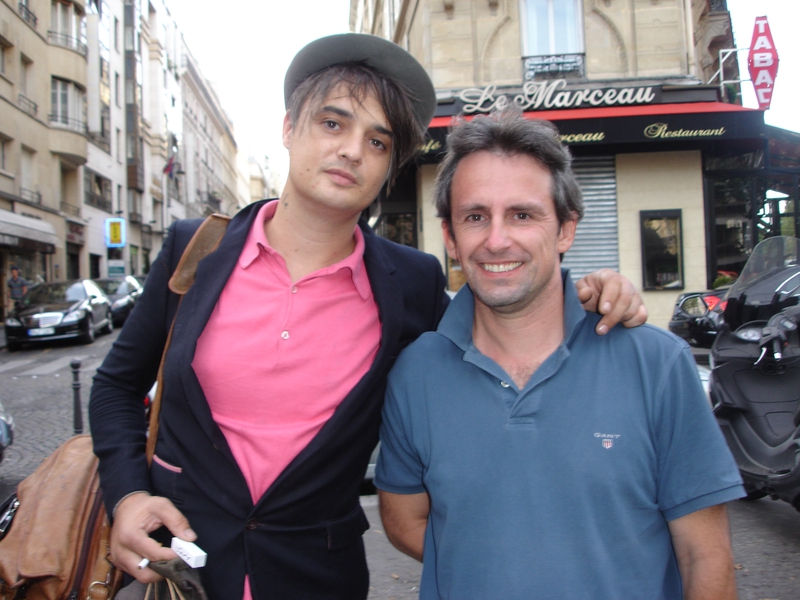 Pete Doherty Photo with RACC Autograph Collector CB Autographs