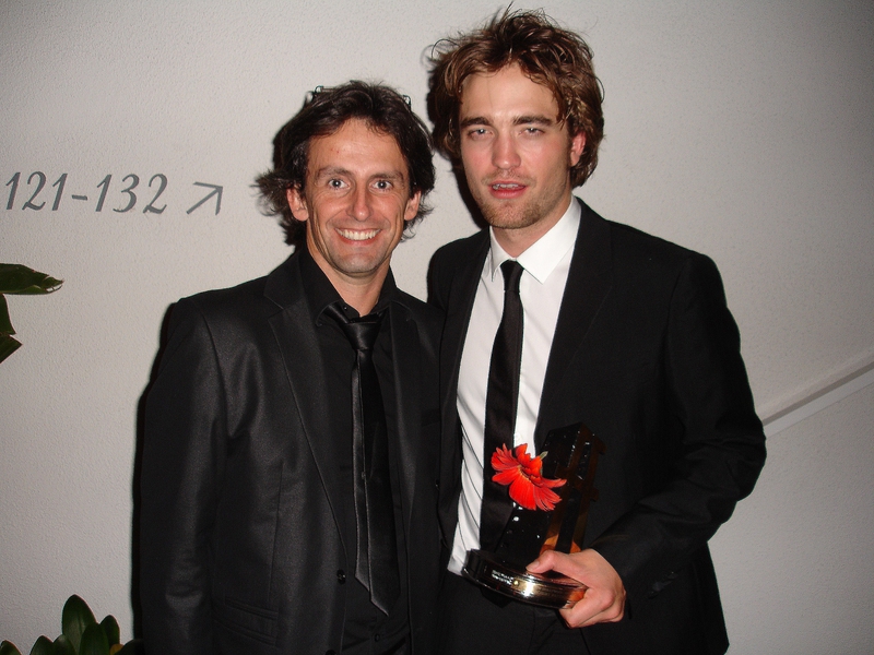 Robert Pattinson Photo with RACC Autograph Collector CB Autographs