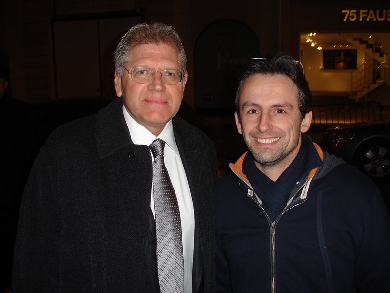 Robert Zemeckis Photo with RACC Autograph Collector CB Autographs