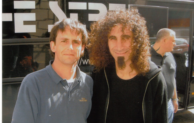 Serj Tankian Photo with RACC Autograph Collector CB Autographs Serj Tankian Photo with RACC Autograph Collector CB Autographs