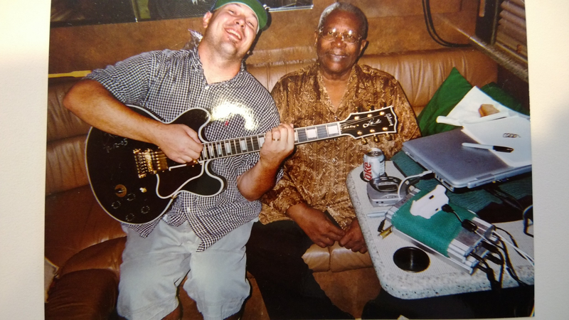 B.B. King Photo with RACC Autograph Collector Autographs99