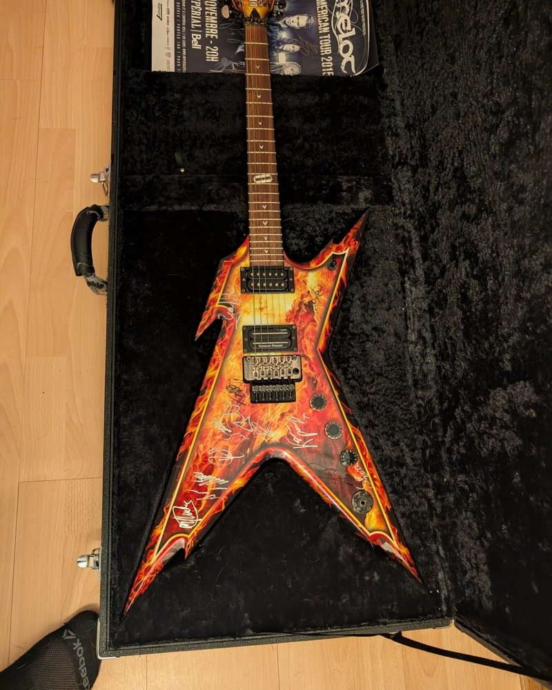 Herman Li & Sam Totman & Marc Hudson signed guitar