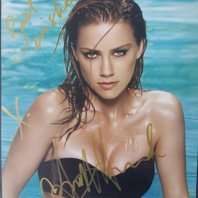Amber Heard signed item