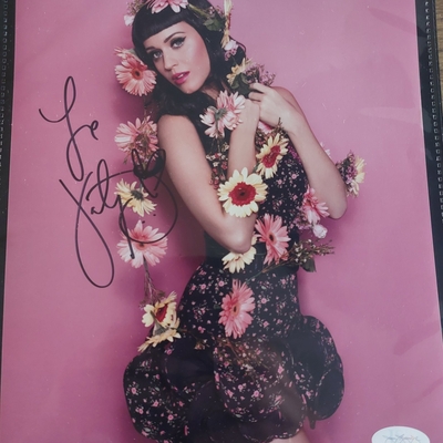 Katy Perry signed item