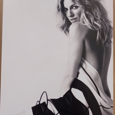 Sienna Miller signed item