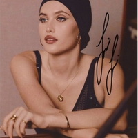 Sienna Spiro signed 8x10 photo