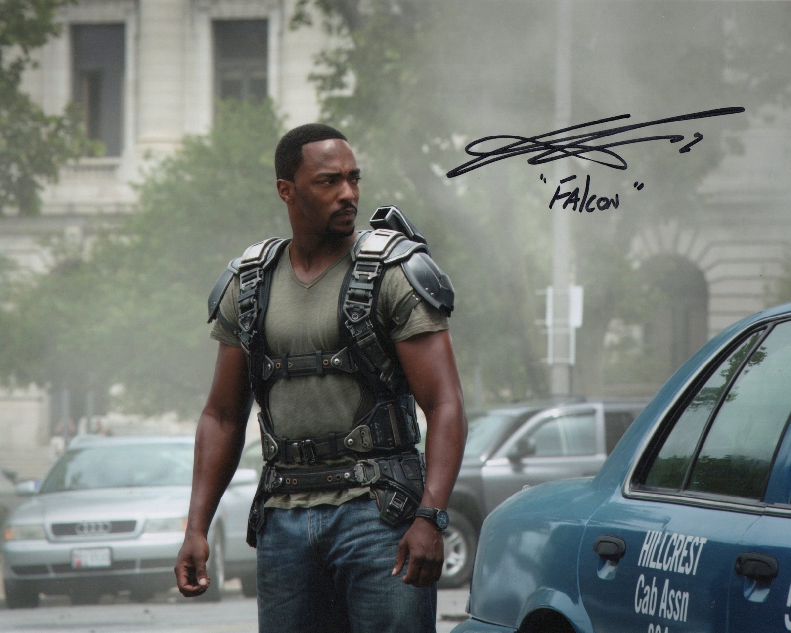 Anthony Mackie signed item