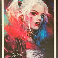 Margot Robbie signed item