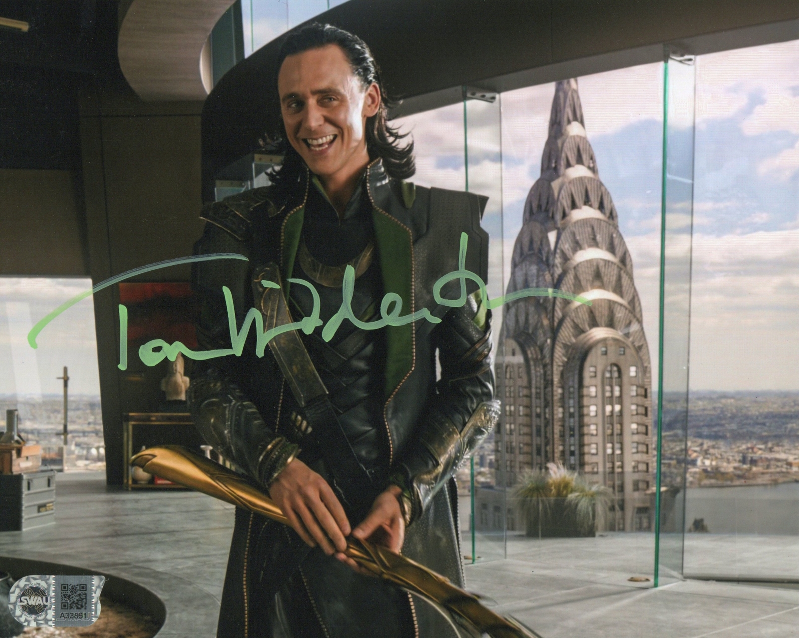 Tom Hiddleston signed item
