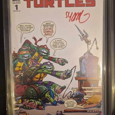 Tmnt Skottie Young signed comic