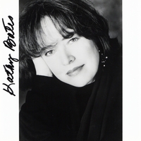 Katy Bates signed item