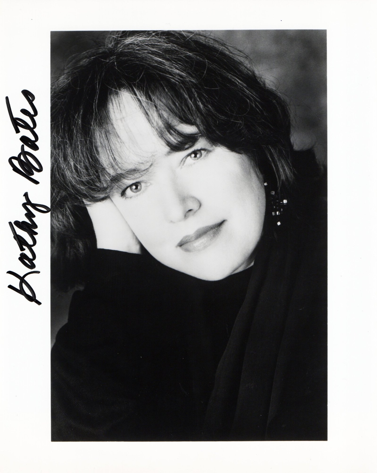 Katy Bates signed item