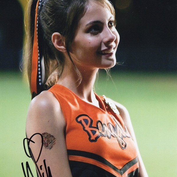 Willa Holland