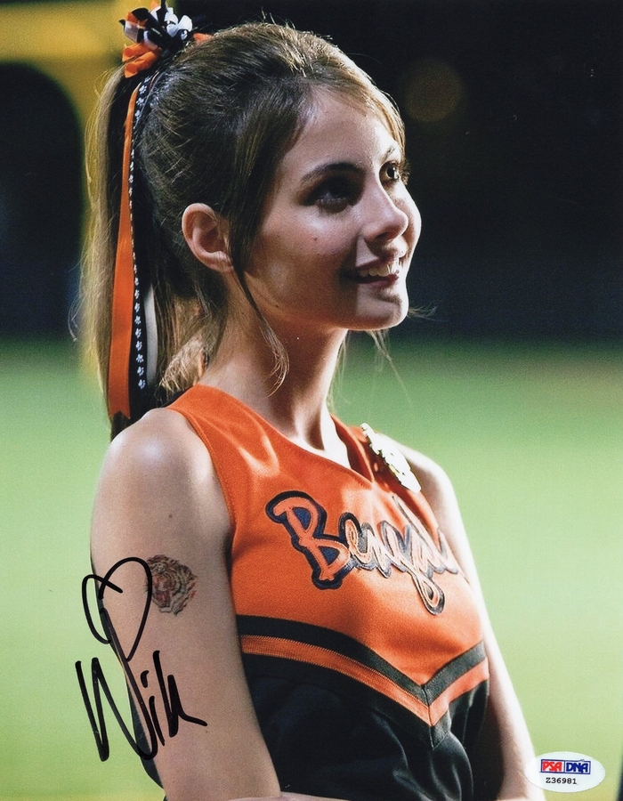 Willa Holland