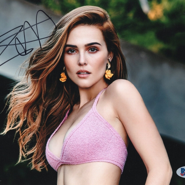 Zoey Deutch