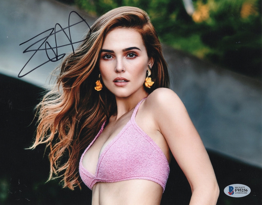 Zoey Deutch