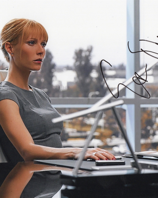 Gwyneth Paltrow signed item