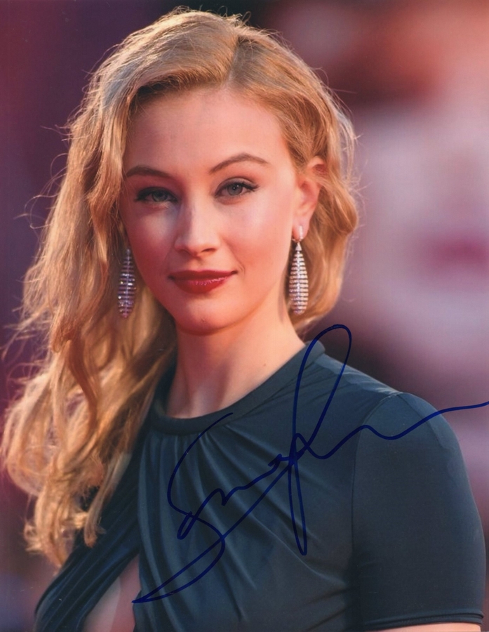 Sarah Gadon