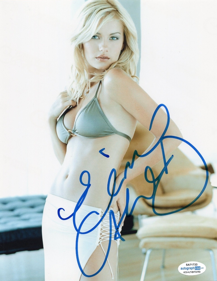 Elisha Cuthbert
