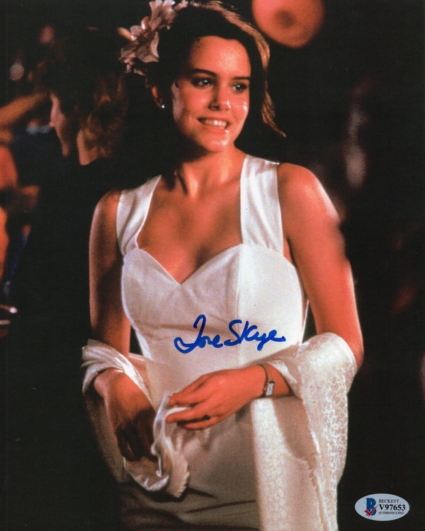 Ione Skye