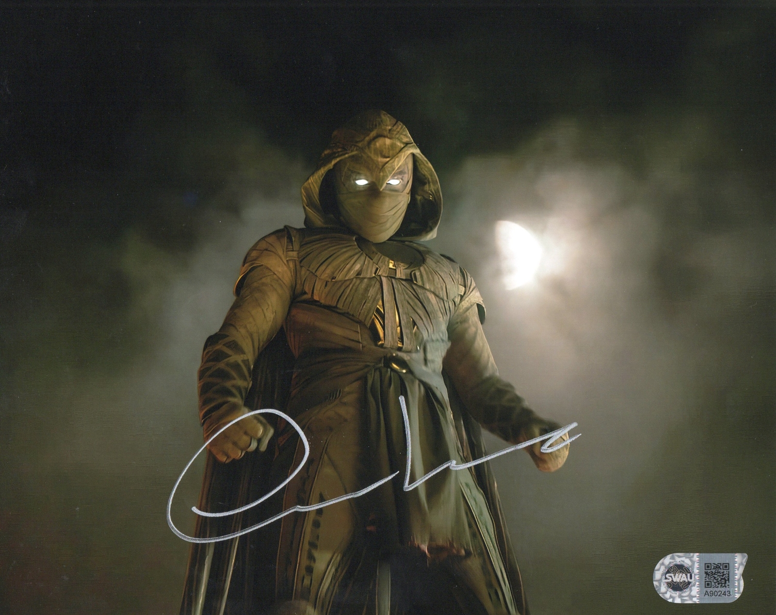 Oscar Isaac signed item