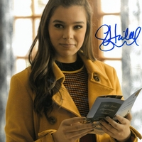 Hailee Steinfeld
