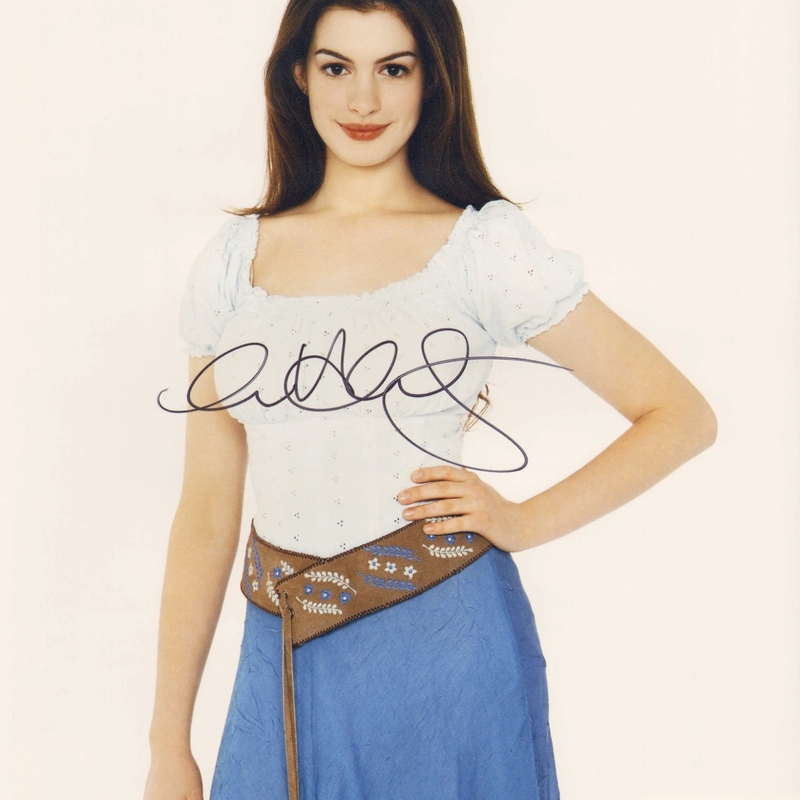 Anne Hathaway