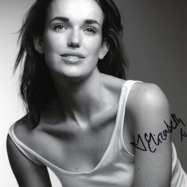 Elizabeth Henstridge