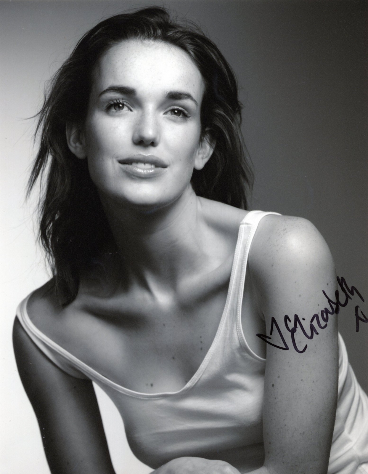 Elizabeth Henstridge