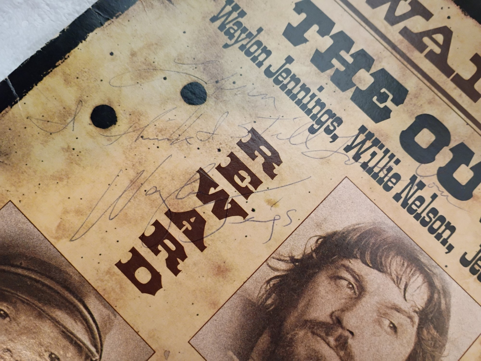 Waylon Jennings signed item