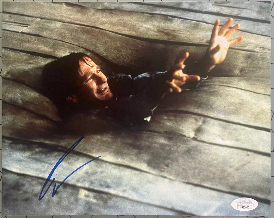 Robin Williams signed item