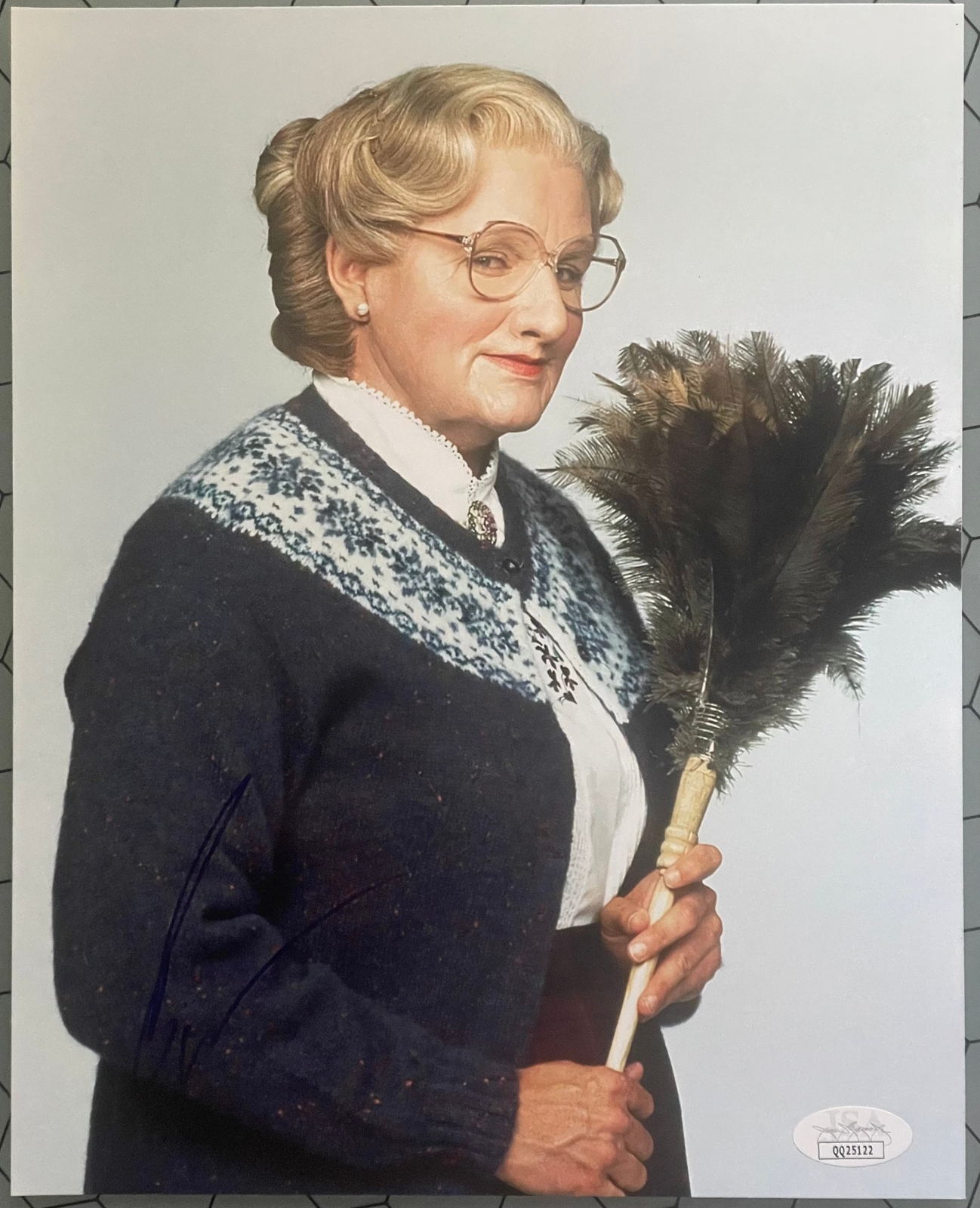 Robin Williams signed item