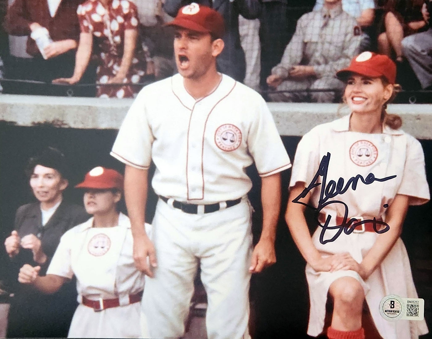 Geena Davis Autographed 8x10 Photo 2